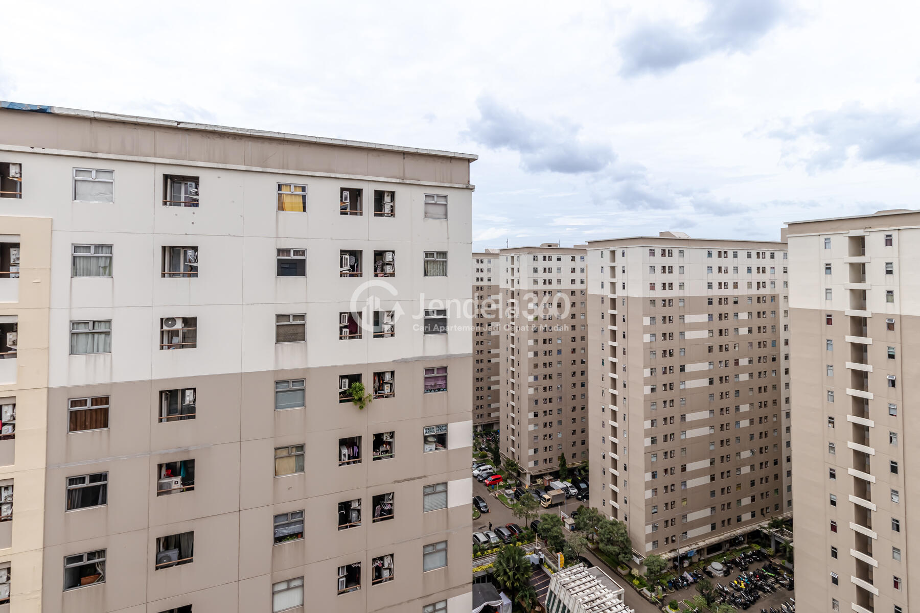 3BR Corner Unit The Pakubuwono View